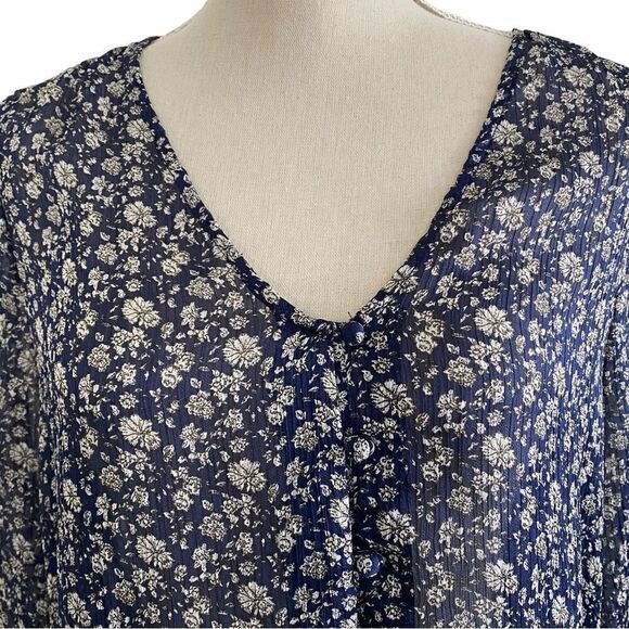 Women's Lucky Brand Boho Blue & Cream Floral Blouse, Size Medium - Picture 3 of 8